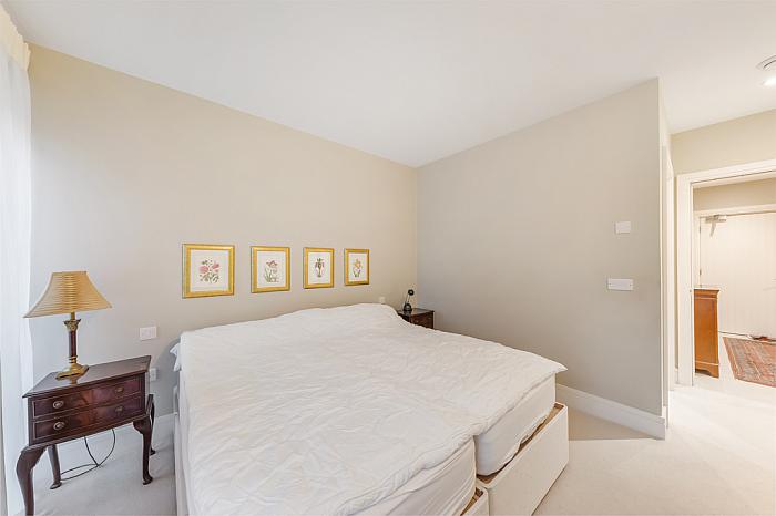 Apartment 1 .6
