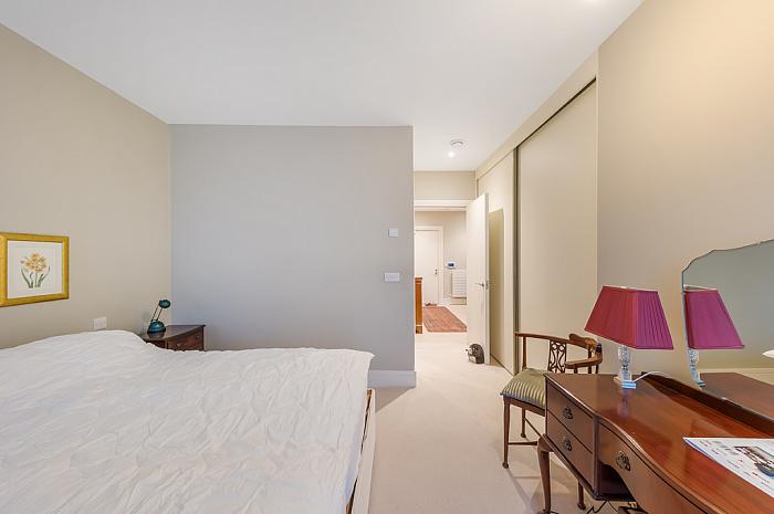 Apartment 1 .6