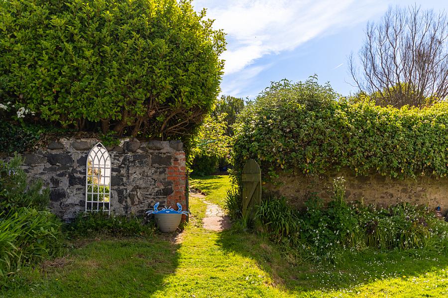 Northfield Cottage, 16 Killaughey Road