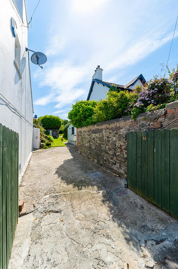 Northfield Cottage, 16 Killaughey Road