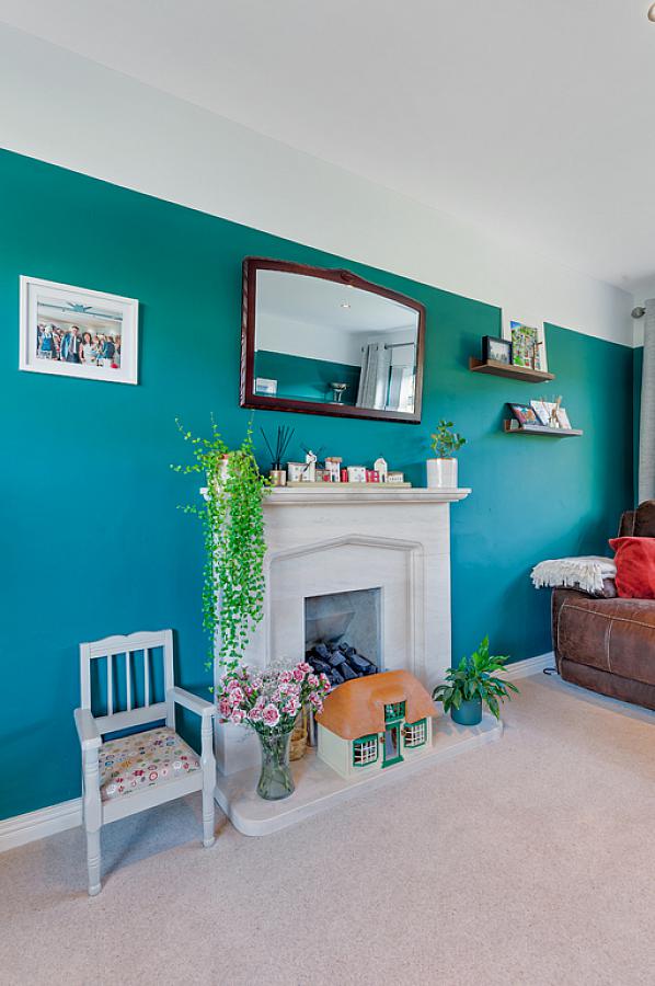 60 Cleland Park North