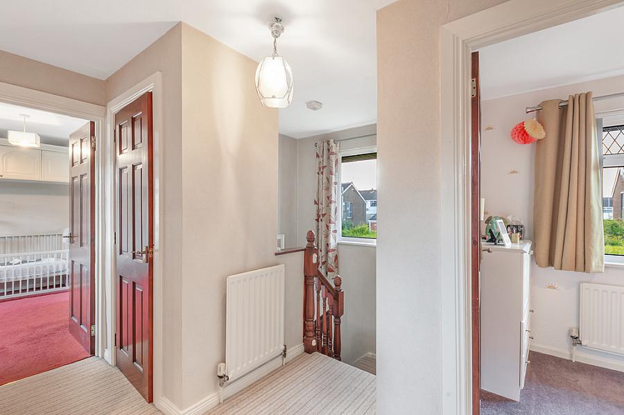 60 Cleland Park North