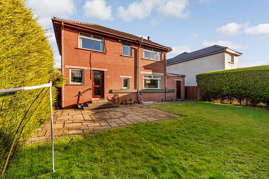 60 Cleland Park North