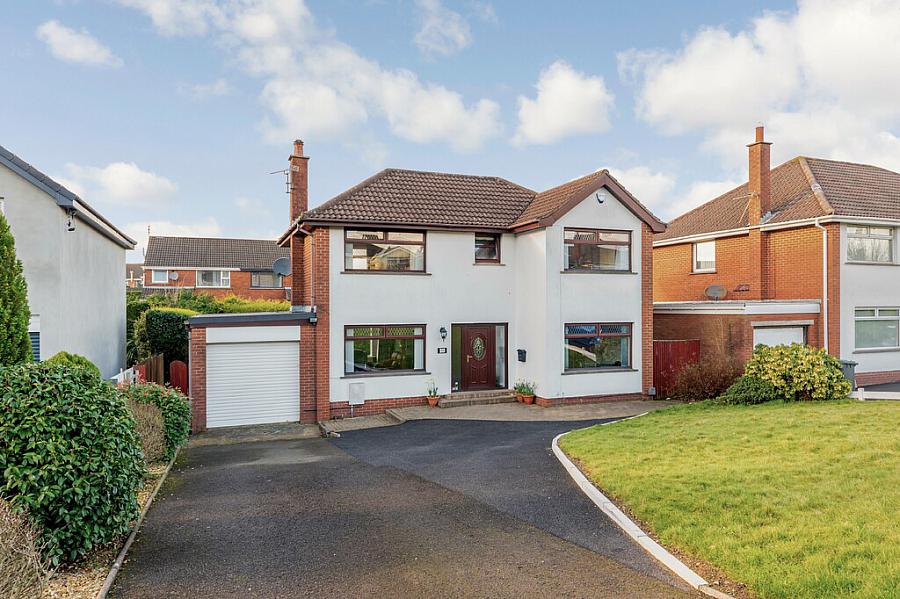 60 Cleland Park North