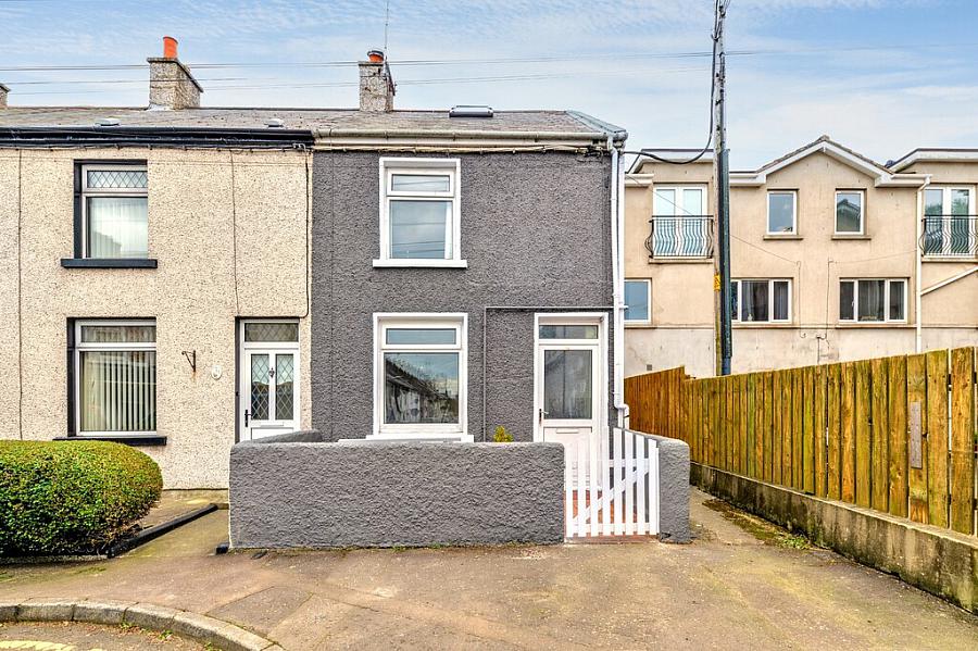 13 Meadowbank Avenue