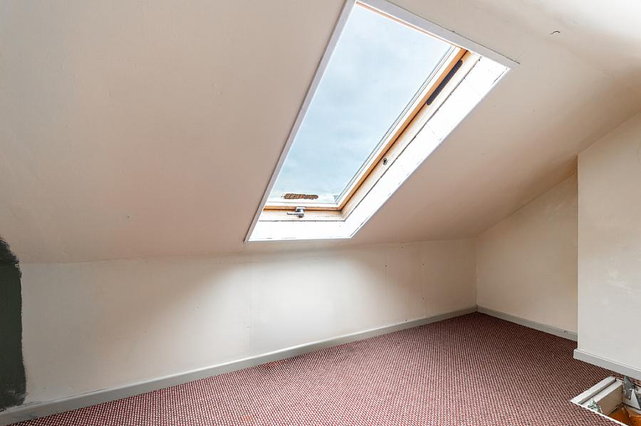 13 Meadowbank Avenue