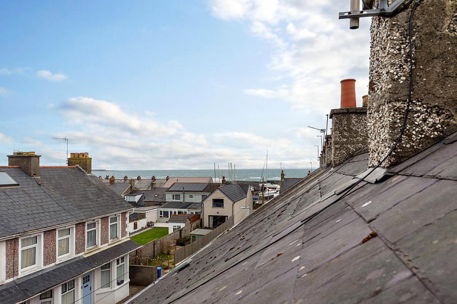 13 Meadowbank Avenue