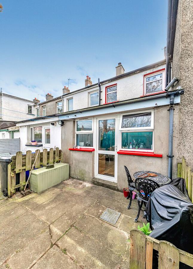 20 Meadowbank Avenue