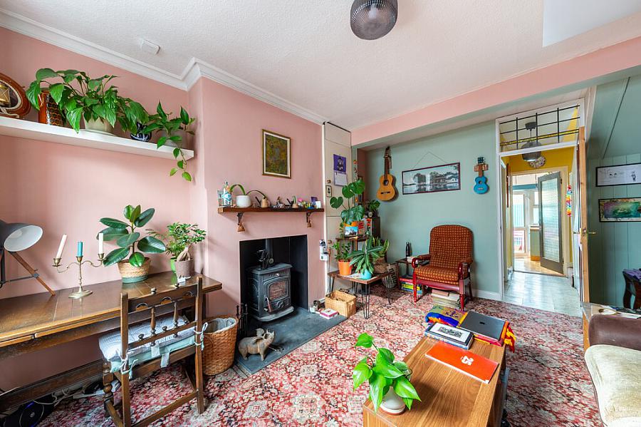 20 Meadowbank Avenue