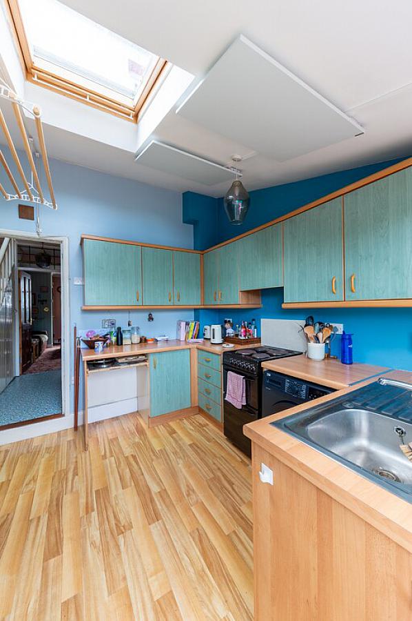 20 Meadowbank Avenue