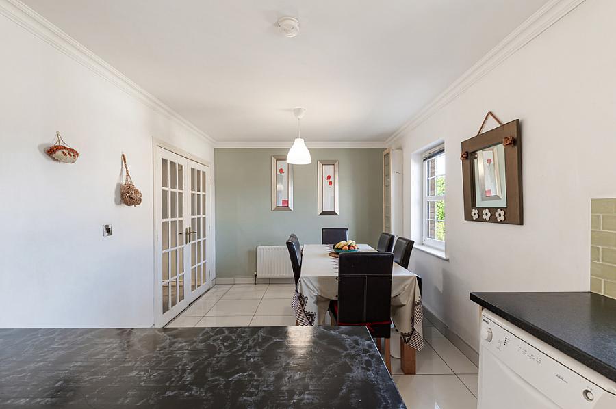 17 Lineybrook Cottages