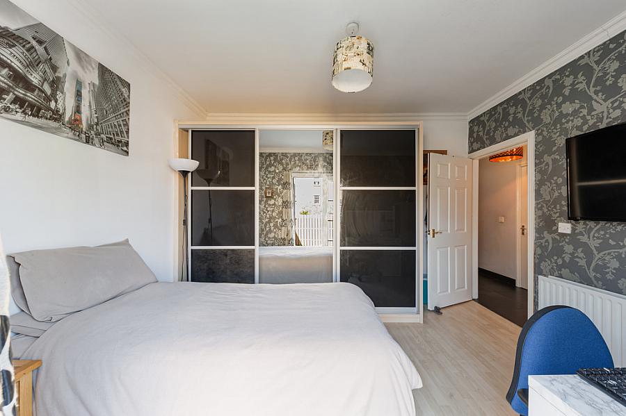 17 Lineybrook Cottages