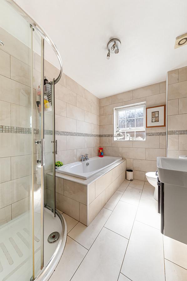 17 Lineybrook Cottages