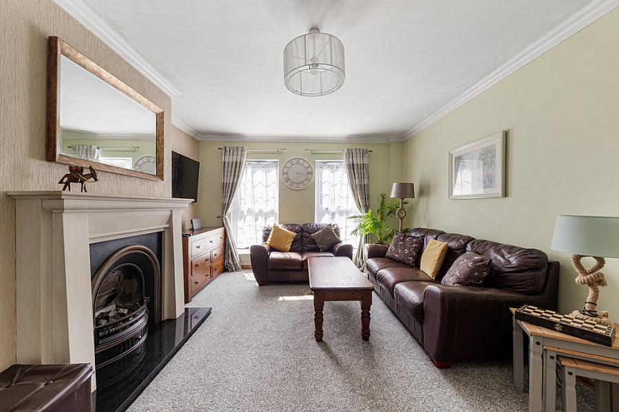 17 Lineybrook Cottages