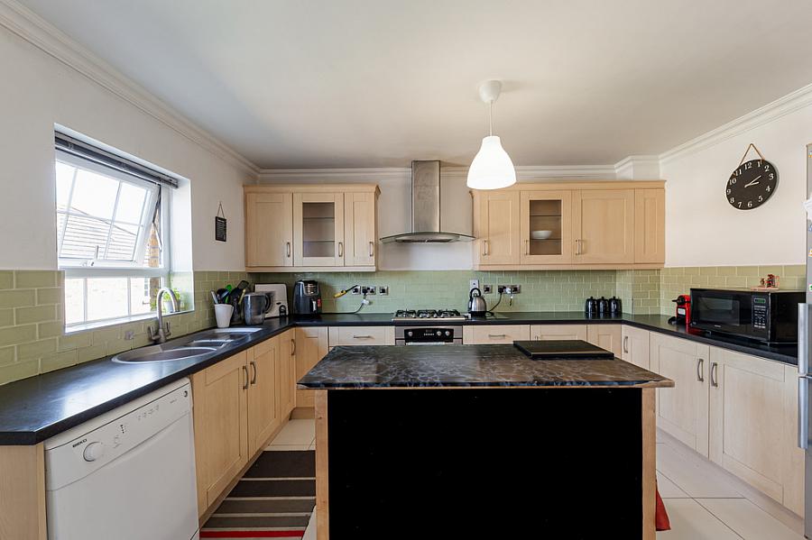 17 Lineybrook Cottages