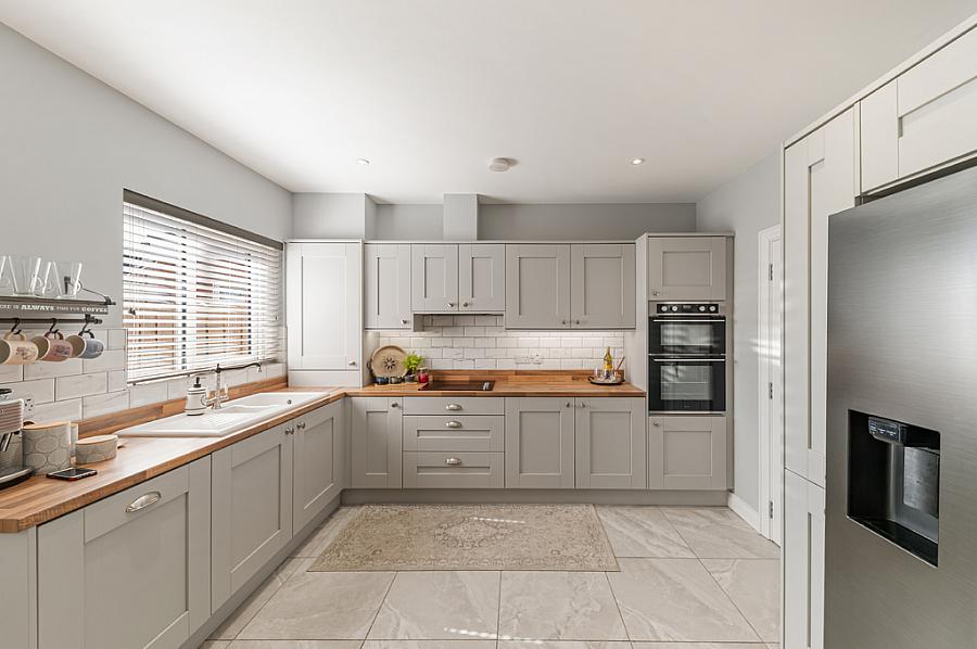 36 Rowanvale Crescent