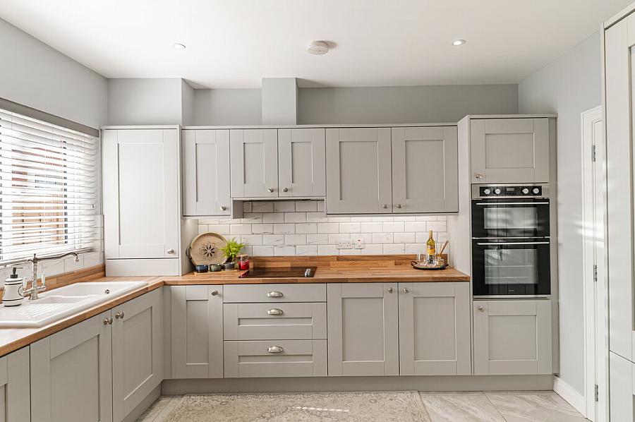 36 Rowanvale Crescent