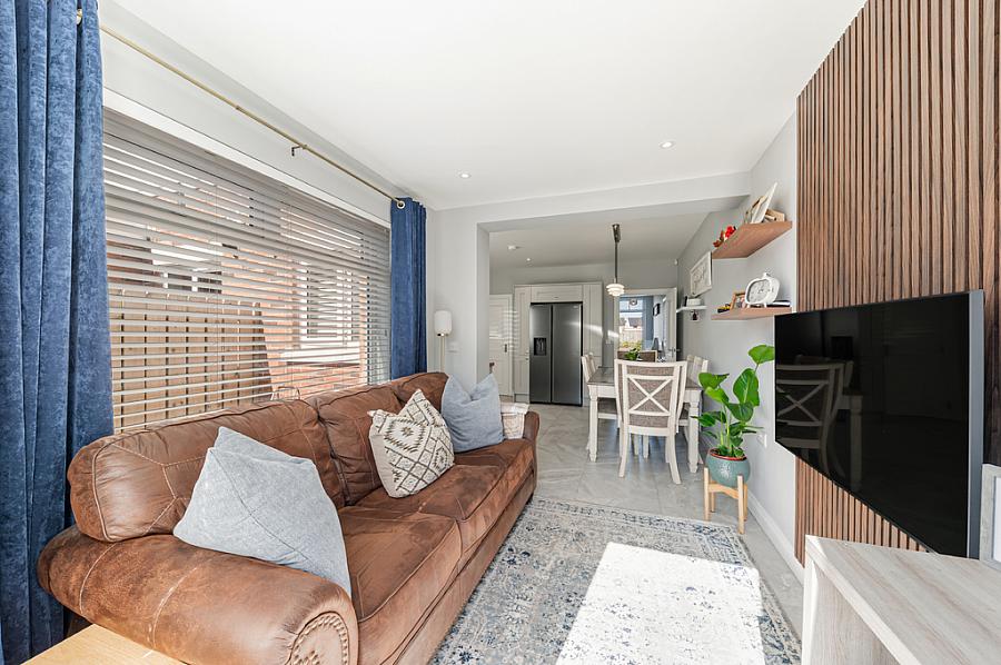 36 Rowanvale Crescent