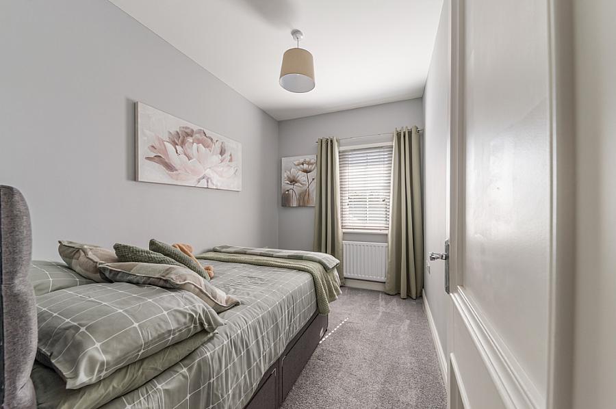 36 Rowanvale Crescent