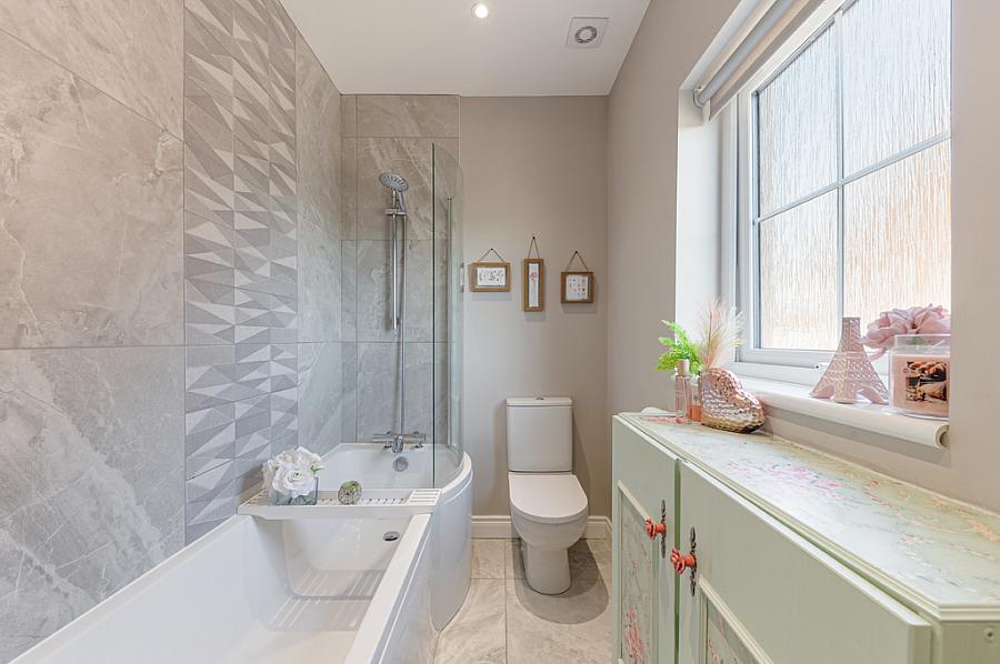 36 Rowanvale Crescent