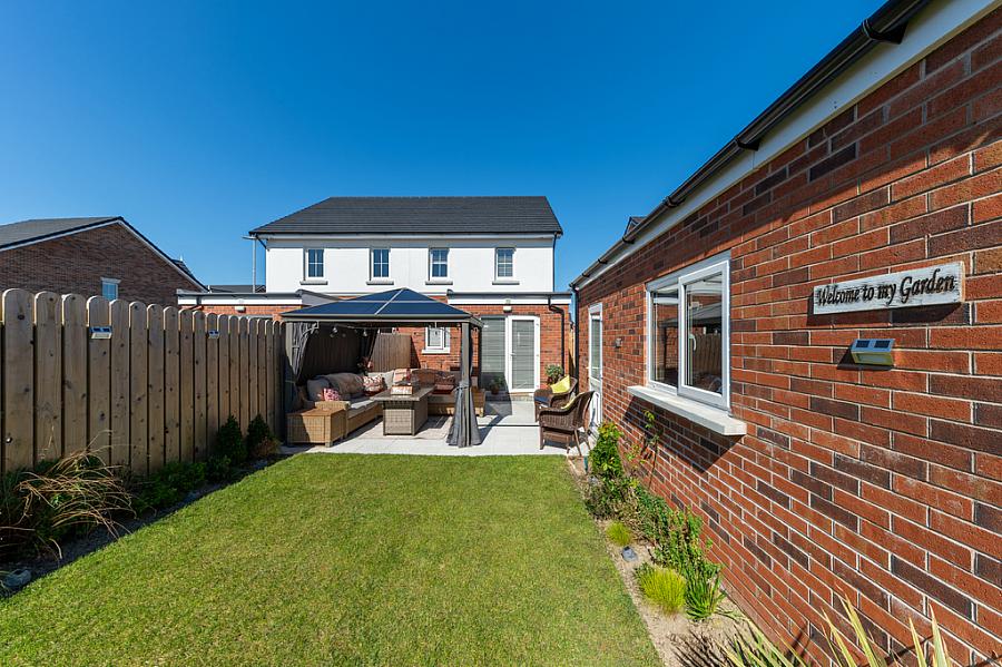 36 Rowanvale Crescent