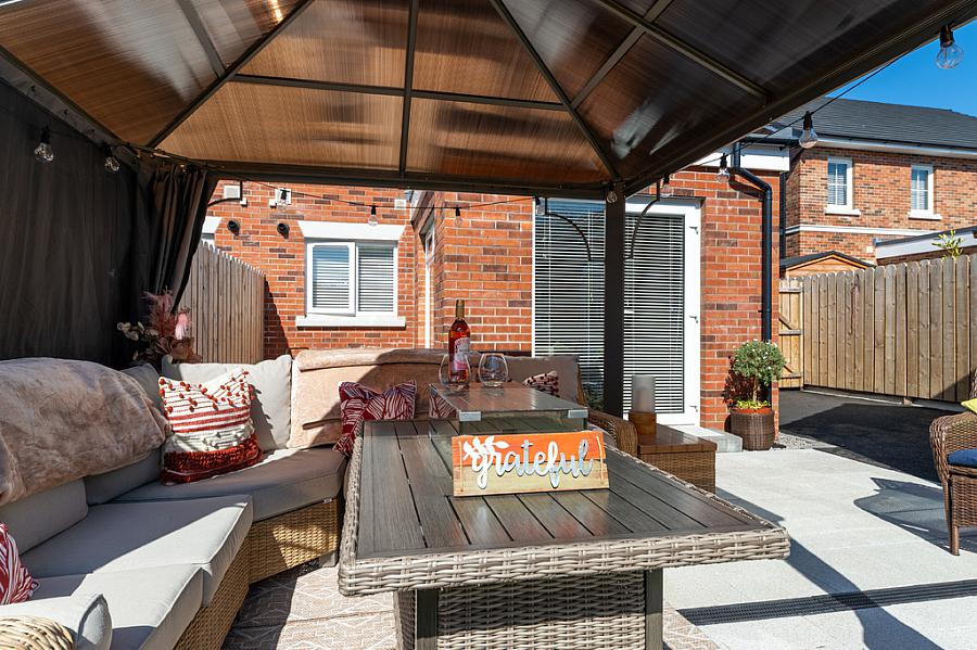 36 Rowanvale Crescent