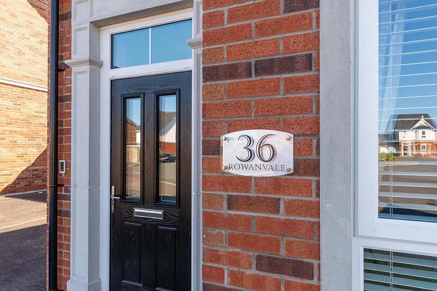 36 Rowanvale Crescent