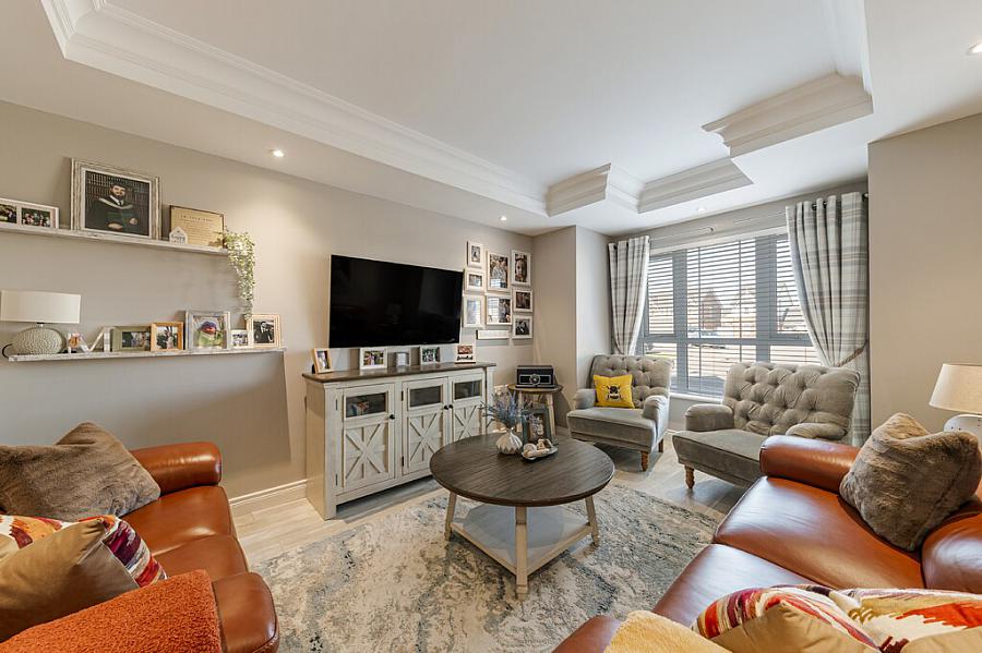 36 Rowanvale Crescent