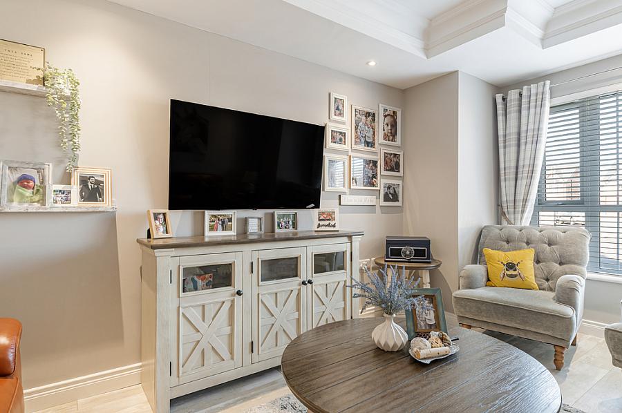 36 Rowanvale Crescent