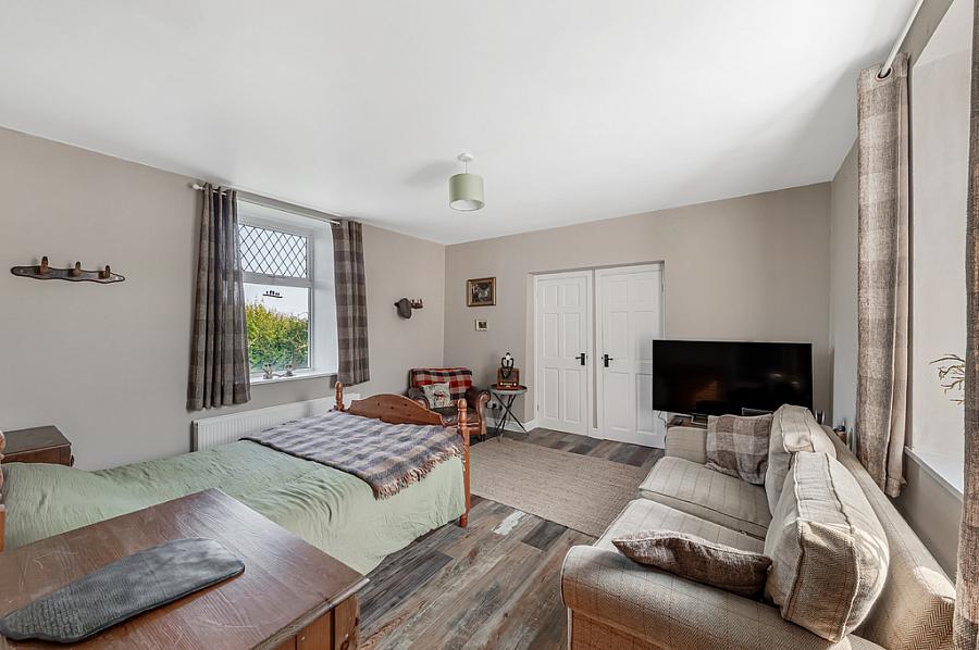 65 Ballyeasborough Road