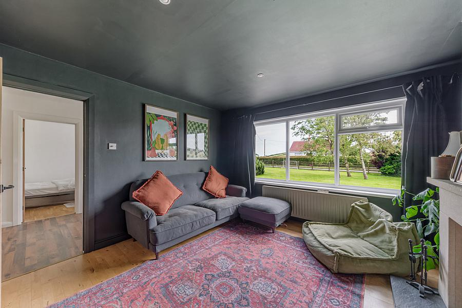 54 Lisbane Road