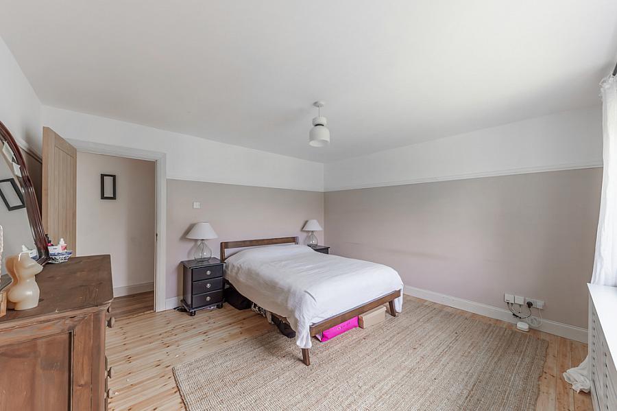 54 Lisbane Road
