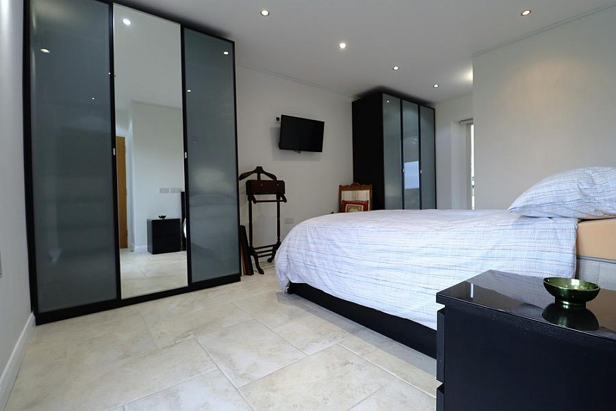 8 Kearney Road