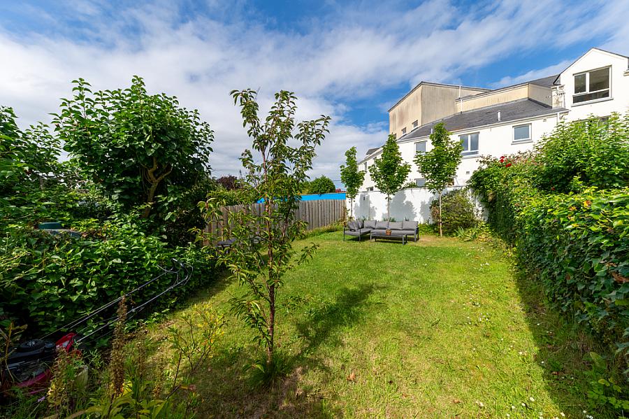44 Shore Road