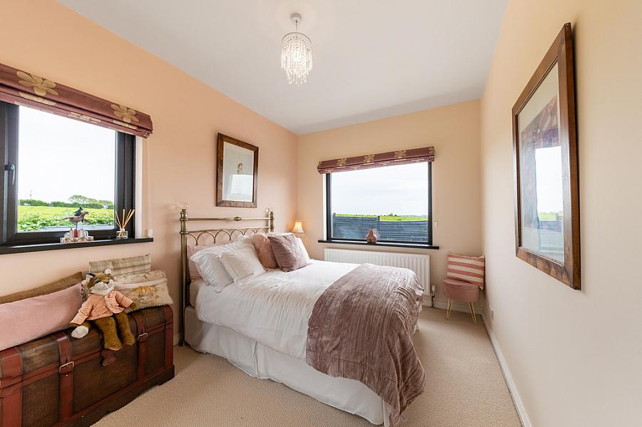17a Bar Hall Road