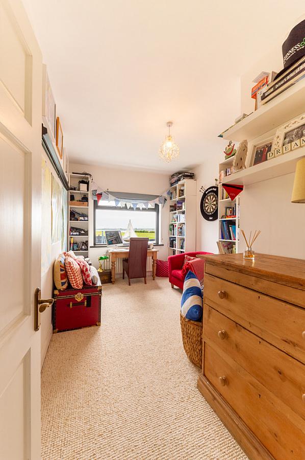 17a Bar Hall Road