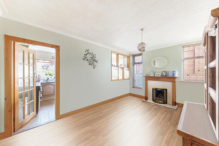 10 Hazeldene Avenue