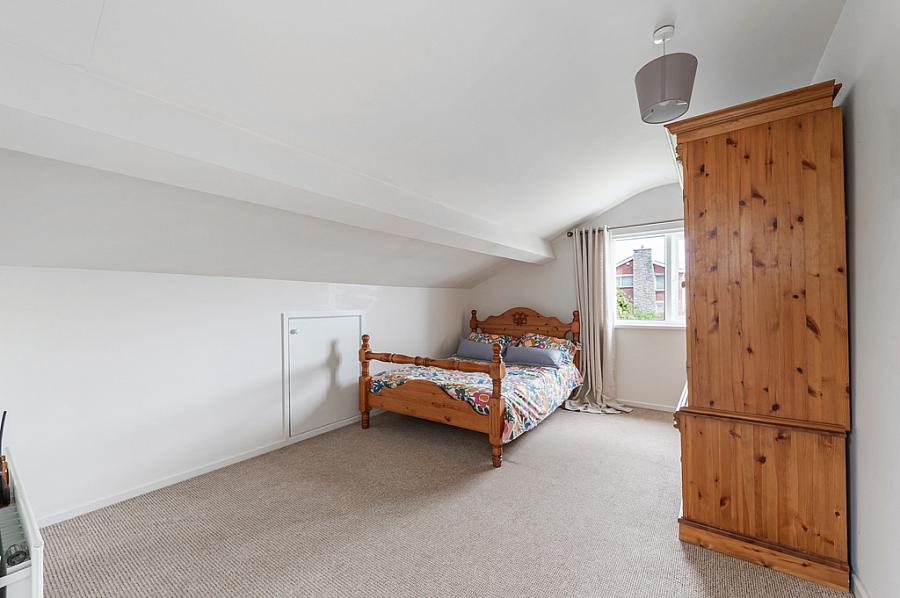 17 Belvedere Road