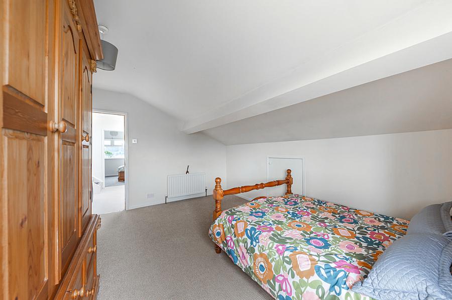 17 Belvedere Road