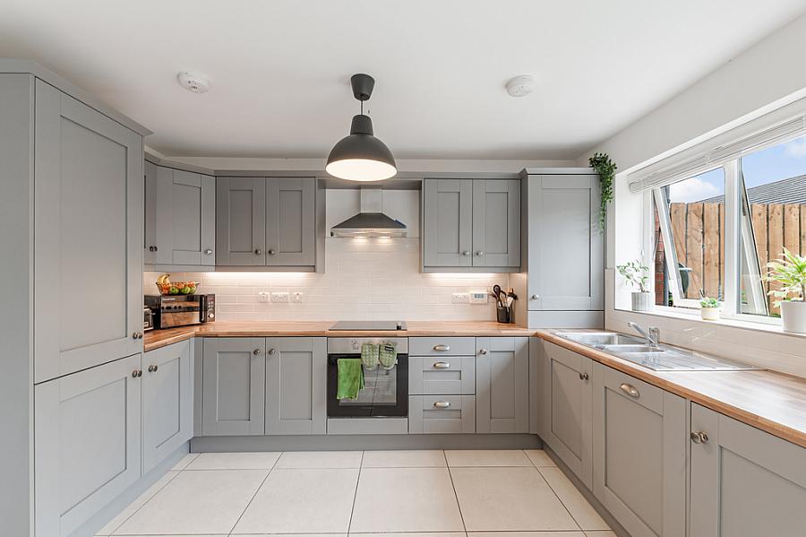 42 Ballyvarnet Lane