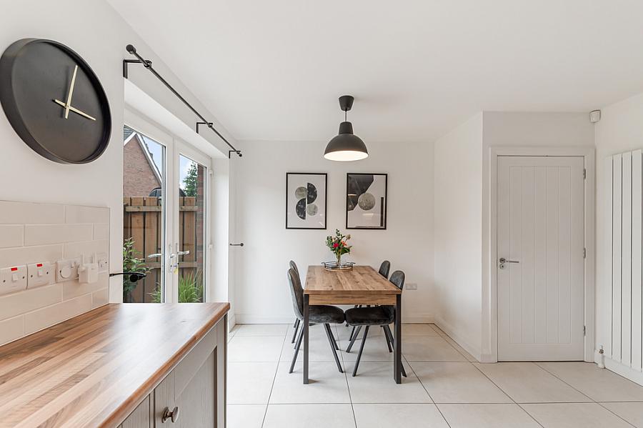42 Ballyvarnet Lane