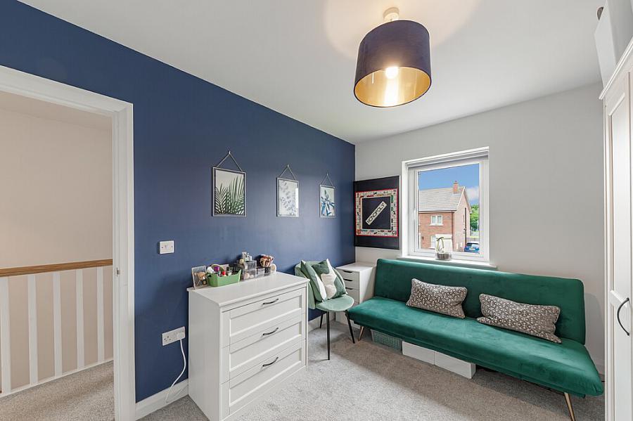 42 Ballyvarnet Lane