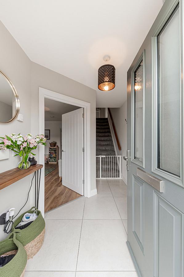 42 Ballyvarnet Lane