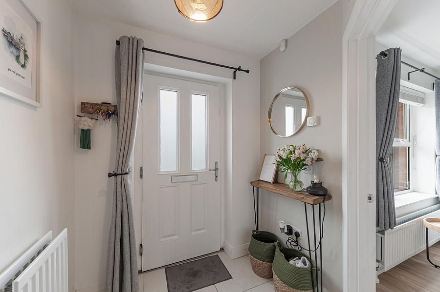 42 Ballyvarnet Lane
