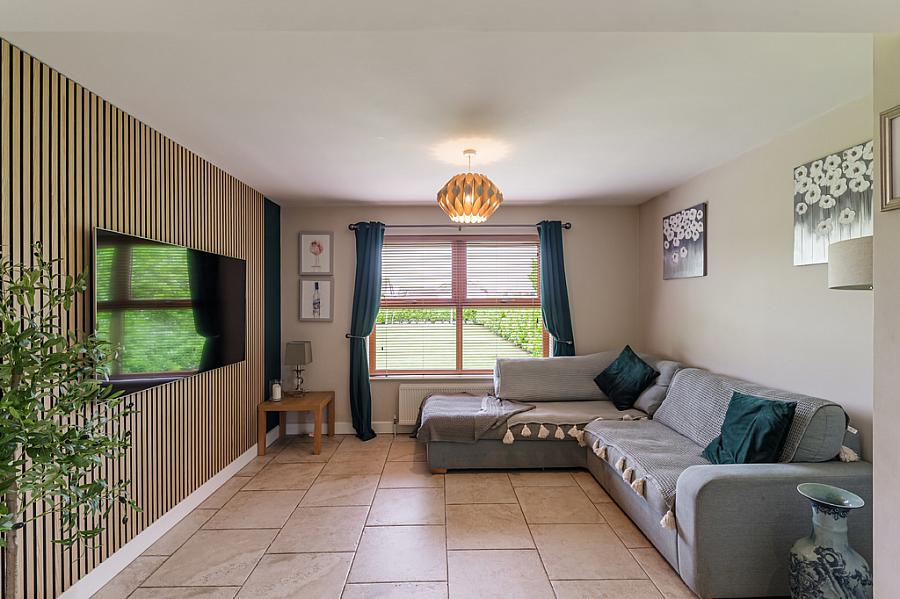 6 Castle Meadow Link
