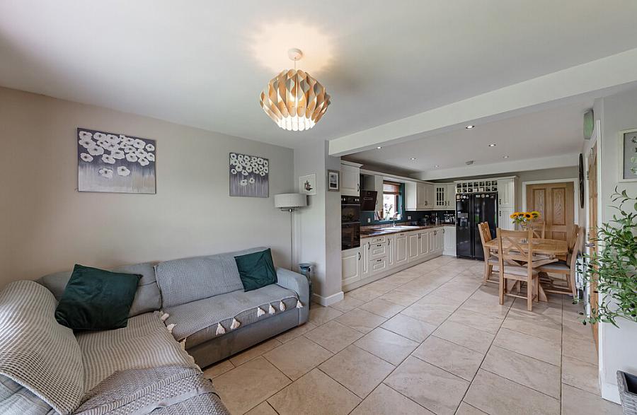 6 Castle Meadow Link