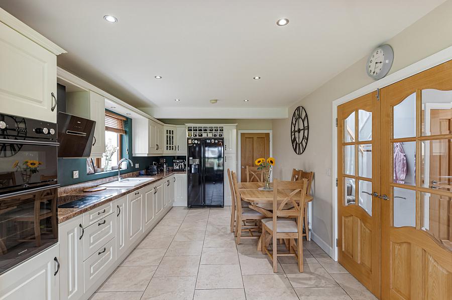 6 Castle Meadow Link