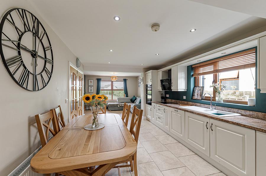 6 Castle Meadow Link
