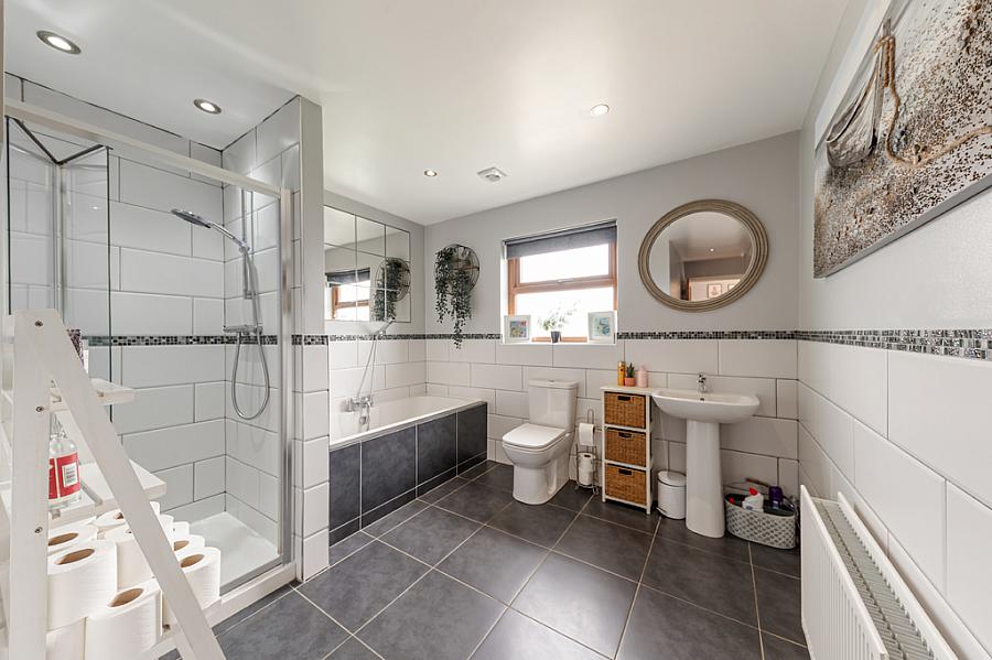 6 Castle Meadow Link