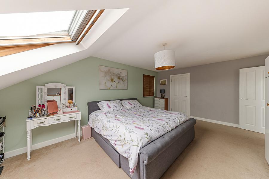 6 Castle Meadow Link